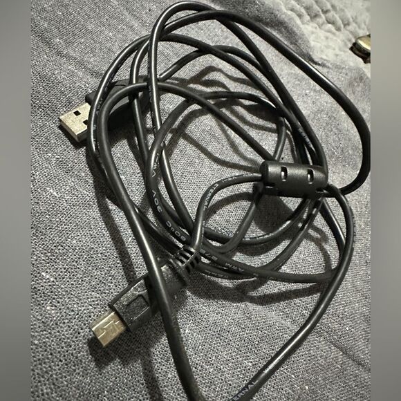 Garmin nüvi 270 GPS Navigator with Charger – As Is - Picture 11 of 17